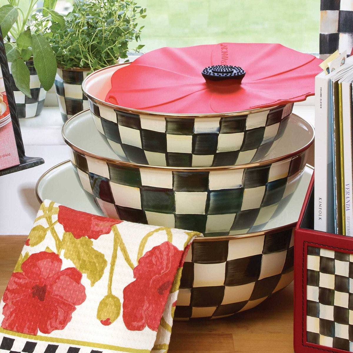 Courtly Check Medium Everyday Bowl